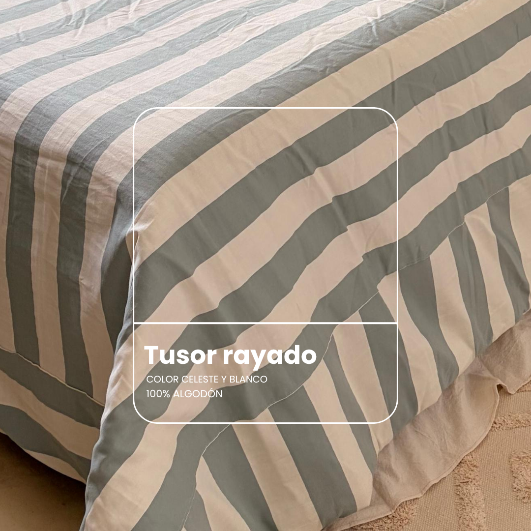 Acolchado Nala lado rayado celeste y off white en tusor con relleno de guata